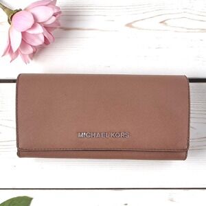 Michael Kors Saffiano Leather Flap Wallet Brown Minimalist Classic Neutral